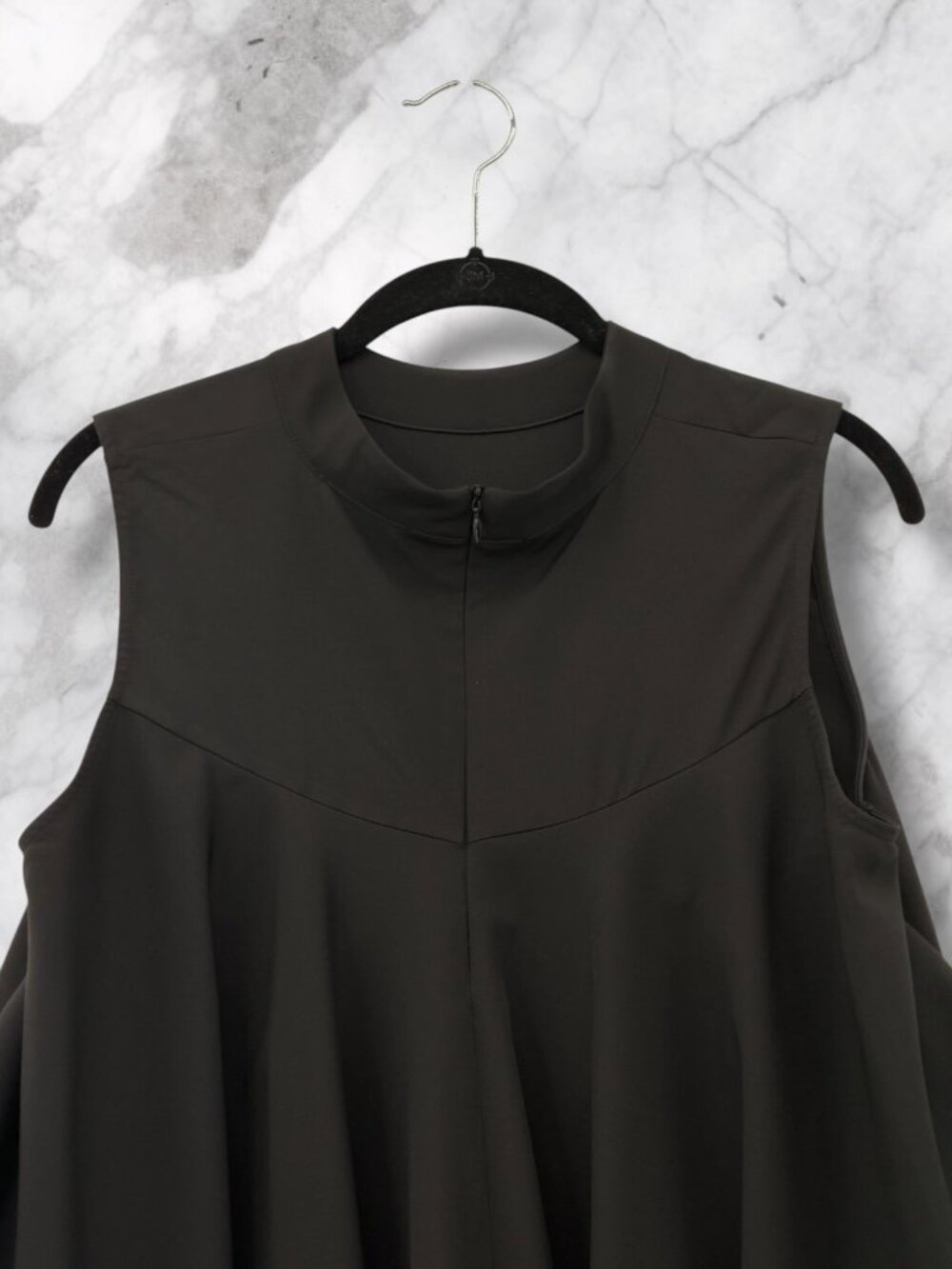 Gracia Black Mock Neck Asymmetric High Low Cape Top L - Picture 2 of 4